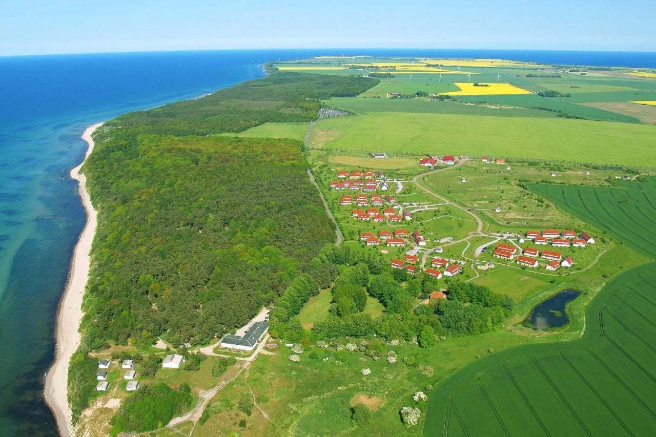 Strandnahe Ferienwohnung Mit Eigener Terrasse - Feriendorf Bakenberg Fewo D06 Дранске Екстериор снимка